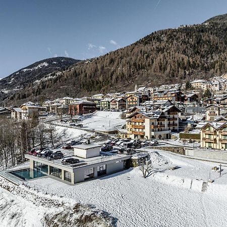 Gaia Residence Hotel Mezzana Kültér fotó