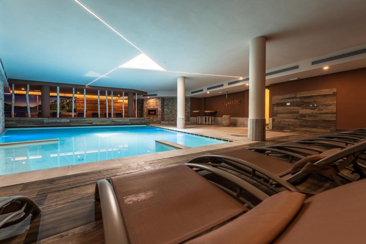 Gaia Residence Hotel Mezzana Kültér fotó