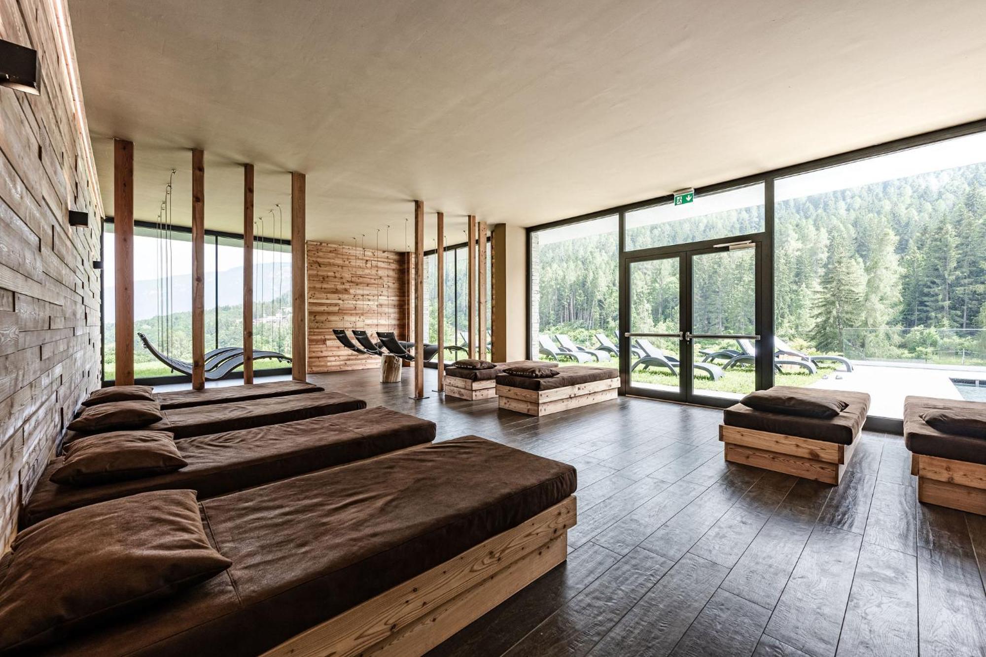Gaia Residence Hotel Mezzana Kültér fotó